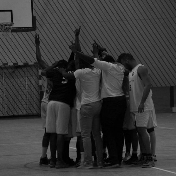 32914550_10155551423068059_339015448144117760_n